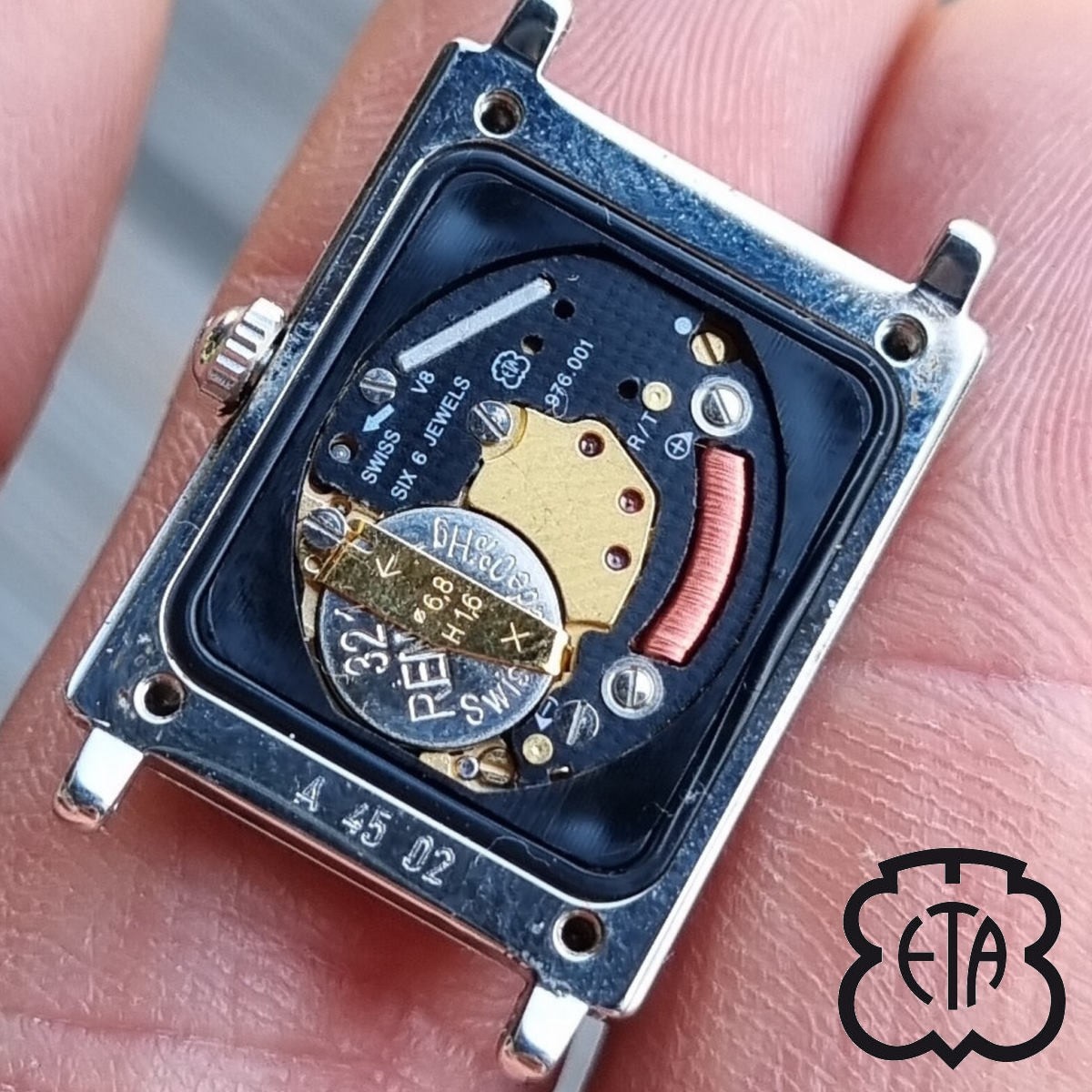 Swiss v8 quartz movement hot sale