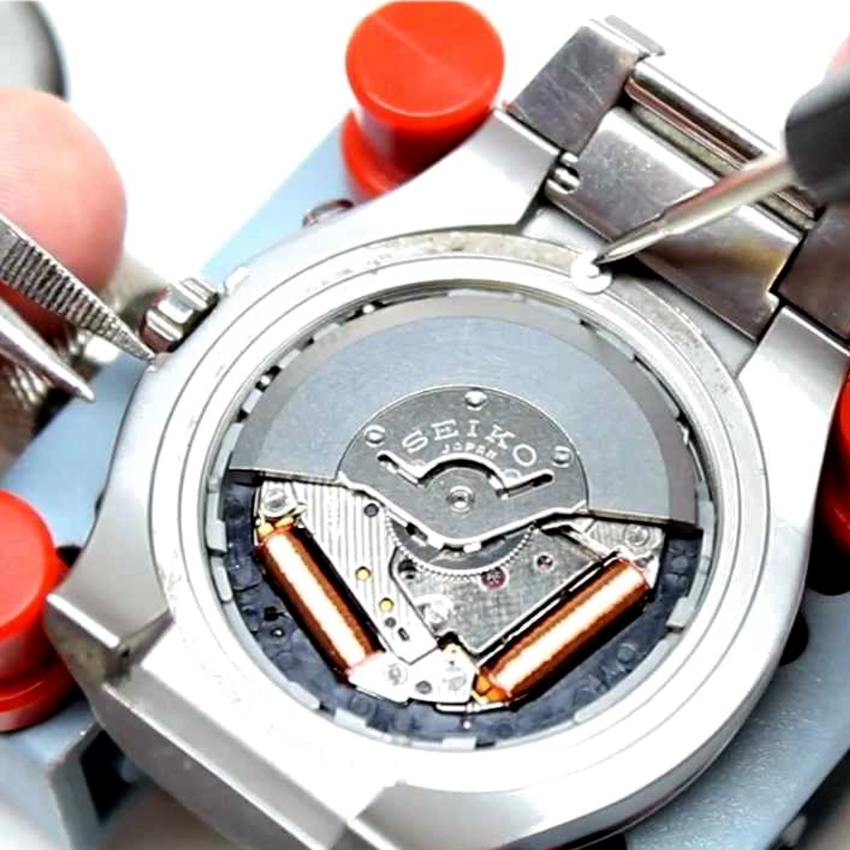 5m43 movement top