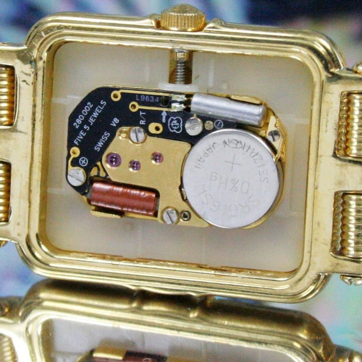 ETA 280.002 Swiss Quartz Watch Movement - 5 Jewels, New Old Stock