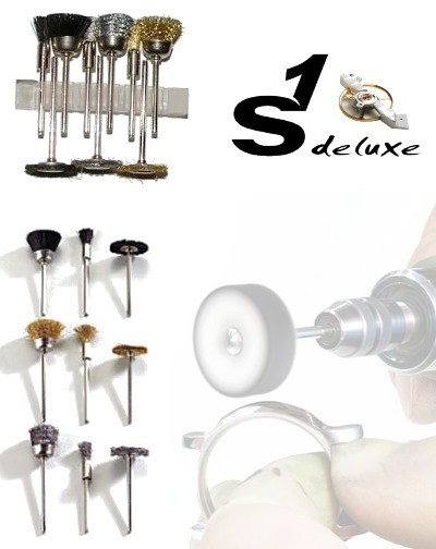 Set of 9 brushes on mandrels
